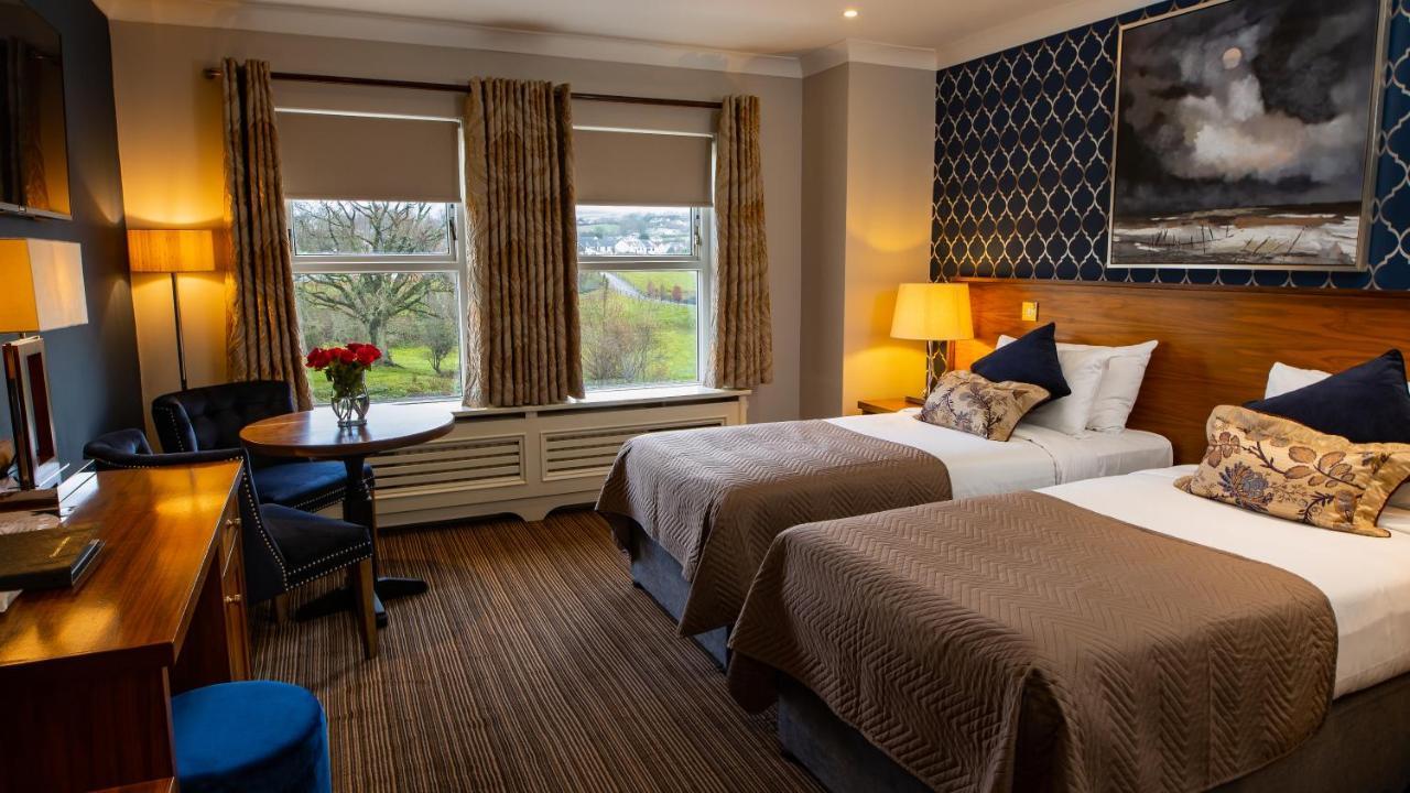 The Lakeside Hotel & Leisure Centre Killaloe Eksteriør billede