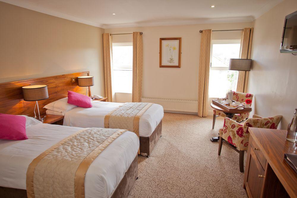 The Lakeside Hotel & Leisure Centre Killaloe Eksteriør billede